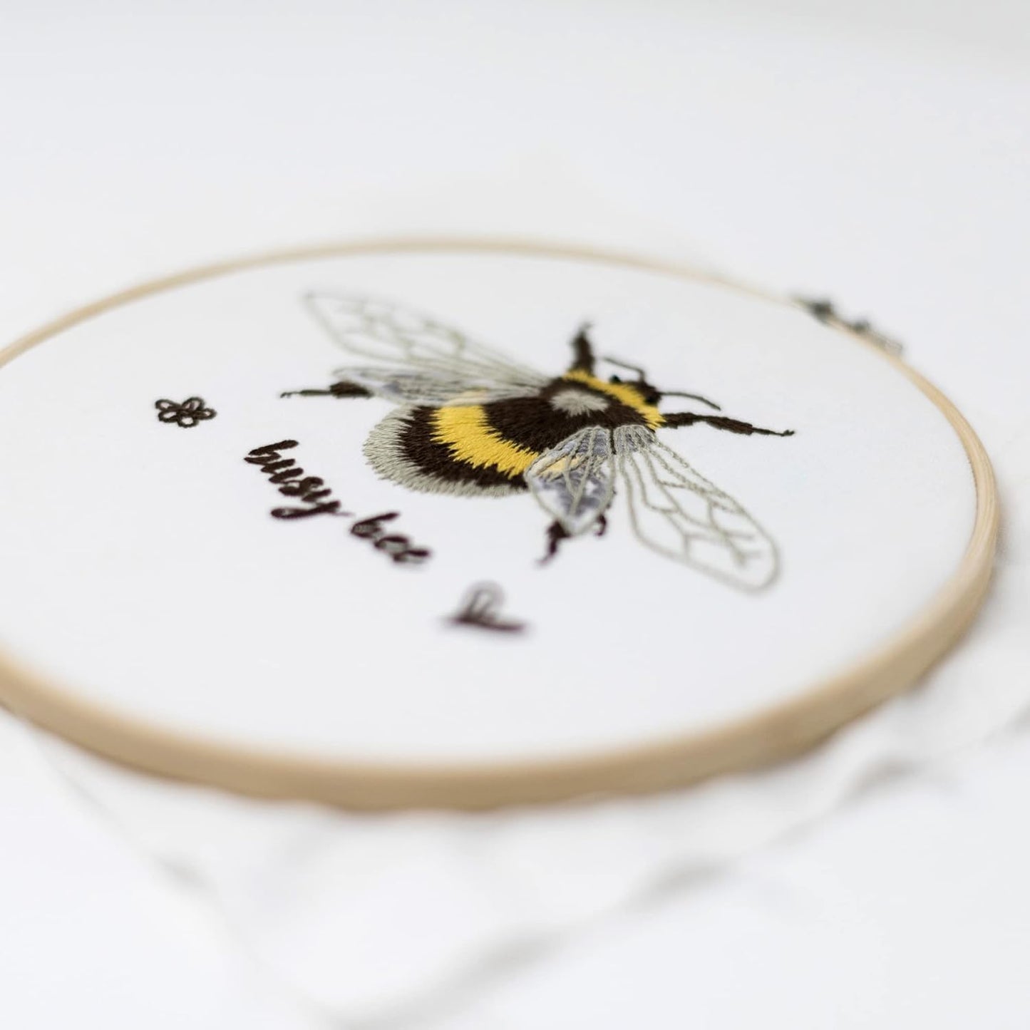 KORBOND Embroidery Kit - Busy Bee Design