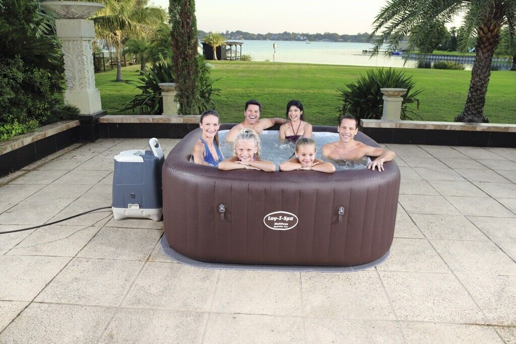 Lay-Z-Spa Maldives Luxury Hot Tub, 8 HydroJet Pro Massage System Inflatable Spa