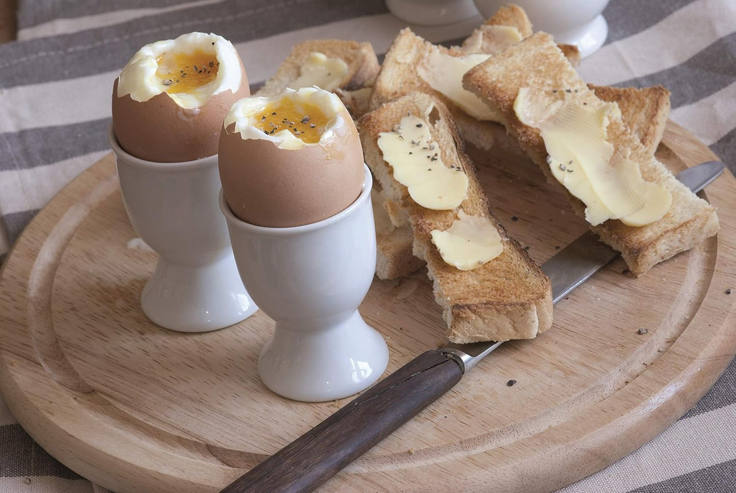 Chef Aid White Plastic Egg Cups, Set of 4